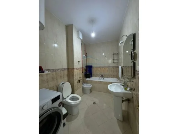0683487469 Tirane, jepet me qera apartament 2+1 Kati 4, 110 m² 750 € (Prane Eco Market)