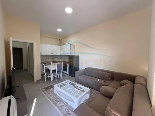 0683487469 Tirane, jepet me qera apartament 2+1 Kati 2, 102 m² 500 € (Prane Kompleksit Mangalem)