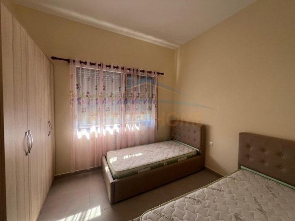 0683487469 Tirane, jepet me qera apartament 2+1 Kati 2, 102 m² 500 € (Prane Kompleksit Mangalem)