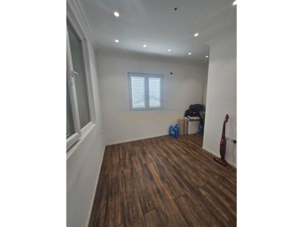 Tirane, shitet shtepi 1 Katshe Kati 0, 147 m² 250.000 € (KODRA E PRIFTIT)