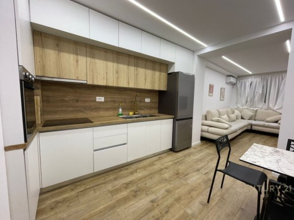 Tirane, jepet me qera apartament 1+1 Kati 1, 63 m² 650 € 