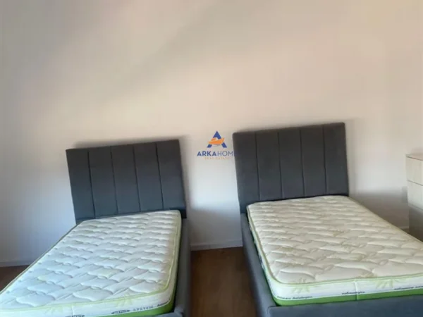 Tirane, jepet me qera apartament 2+1+Ballkon Kati 7, 70 m² 550 € (TE RESIDENCA KAIMI)