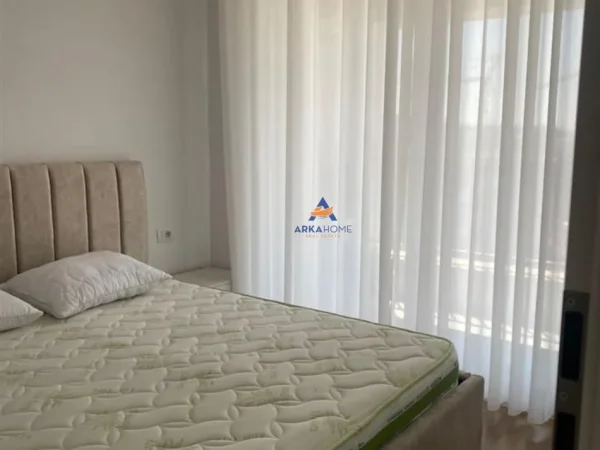 Tirane, jepet me qera apartament 2+1+Ballkon Kati 7, 70 m² 550 € (TE RESIDENCA KAIMI)