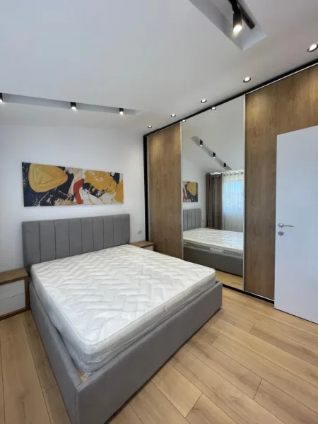 Tirane, shitet apartament 1+1 Kati 8, 53 m² 93.000 € (Prane Shkolles Qazim Turdiu)