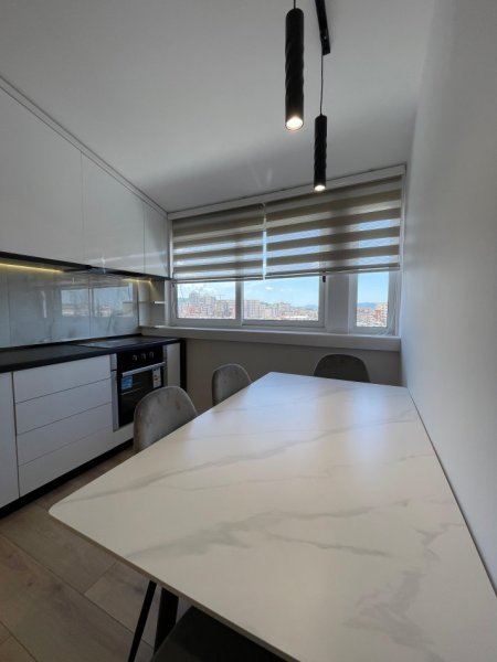 Tirane, shitet apartament 1+1 Kati 8, 53 m² 93.000 € (Prane Shkolles Qazim Turdiu)