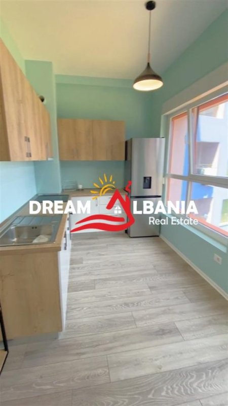 Tirane, shitet apartament 2+1+Ballkon Kati 3, 97 m² 149.500 € (Mnagalem 21)