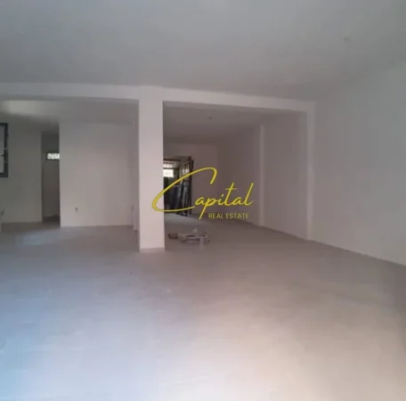 Tirane, jepet me qera ambjent biznesi Kati 0, 105 m² 800 € (RRUGA 4 DESHMORET)