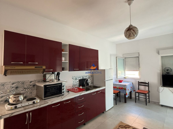 Tirane, jepet me qera apartament 1+1+Ballkon Kati 3, 60 m² 459 € (PRANE UET,PORCELAN)