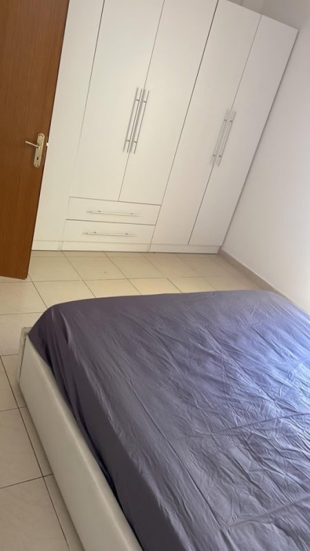 Tirane, jepet me qera apartament 1+1+Ballkon Kati 1, 60 m² 