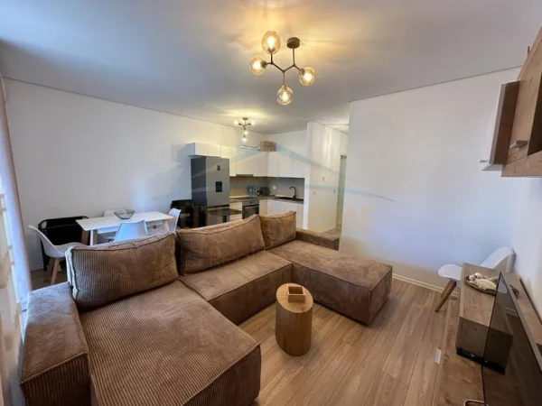 Gjiri Lalezit | Hamallaj, shitet apartament 1+1 Kati 2, 73 m² 230.000 € (Shitet, Apartament 1+1, "San Pietro", Gjiri i Lalezit)