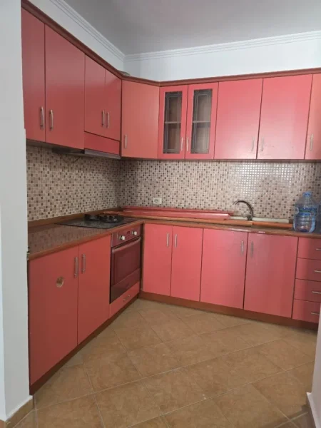 Tirane, shes apartament 2+1+Ballkon Kati 7, 95 m² 127.000 € 