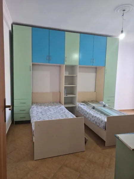 Tirane, shes apartament 2+1+Ballkon Kati 7, 95 m² 127.000 € 