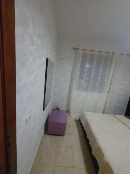 Tirane, jepet me qera apartament 1+1+Ballkon Kati 2, 73 m² 450 € 
