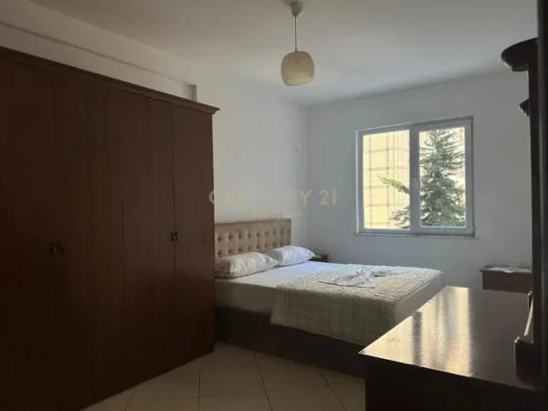 Tirane, jepet me qera apartament 1+1 Kati 1, 63 m² 430 € (Astir, pranë Bar Artistit, Tiranë)