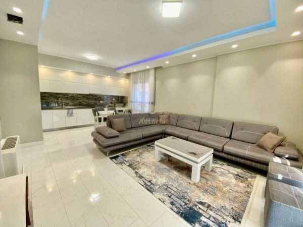 jepet me qera apartament Kati 5, 115 m² 750 €