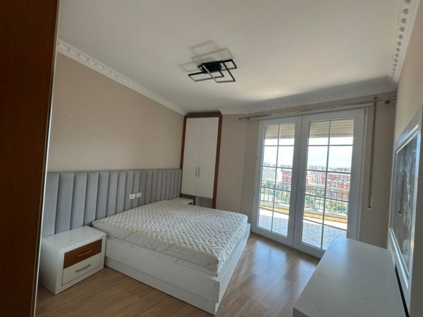 Tirane, jepet me qera apartament 2+1+Ballkon Kati 9, 114 m² 500 € (ASTIR, BUZE RRUGES KRYESORE)