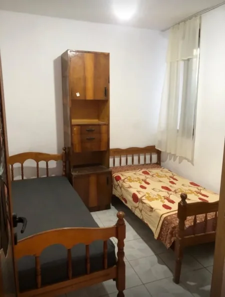 Tirane, jepet me qera apartament 2+1 Kati 2, 100 m² 350 € (Allias)