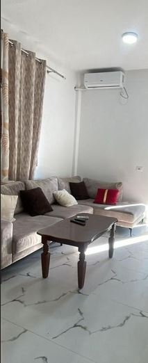 Tirane,🏠 JEPET ME QERA SUPER HYRJE 1+1 📍 PRANË SPITALIT AMERIKAN 3, 60 m² 300 €