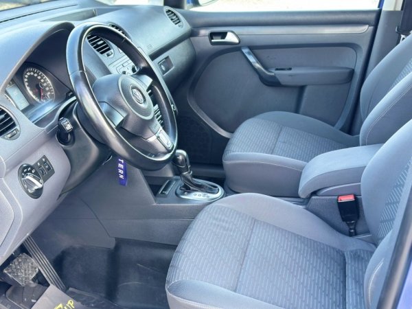 Durres, shitet makine VOLKSWAGEN CADDY 2.0 Nafte, blu automatik Klima 220.000 km