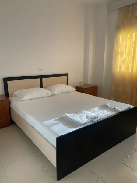 Himare, jap me qera apartament 1+1+Ballkon Kati 1, 70 m² 100 € /nata