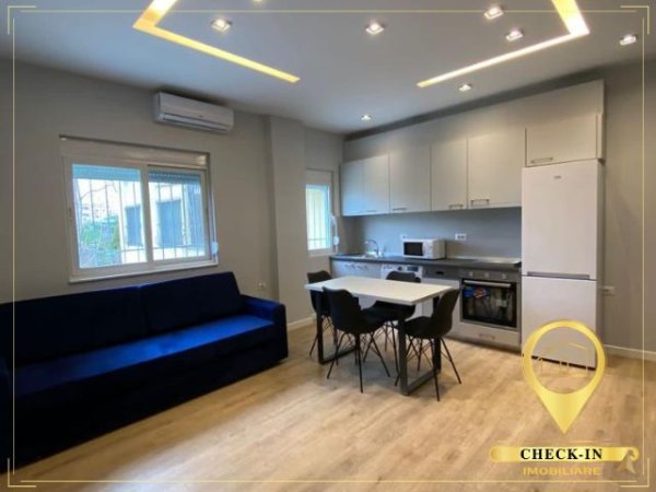 Tirane, jepet me qera apartament 1+1+Aneks+Ballkon Kati 2, 55 m² 500 € (Rruga Muhamet Gjollesha)