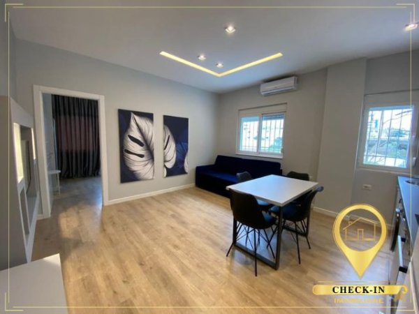 Tirane, jepet me qera apartament 1+1+Aneks+Ballkon Kati 2, 55 m² 500 € (Rruga Muhamet Gjollesha)