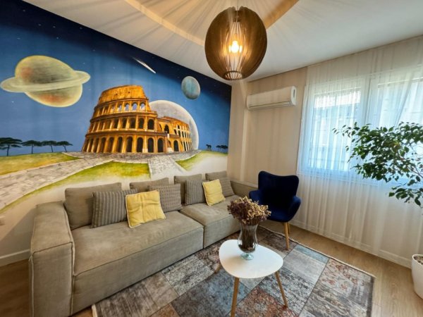 Tirane, jepet me qera apartament 2+1 Kati 1, 85 m² 650 € (liqeni i thate)
