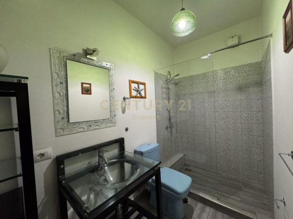 Tirane, jepet me qera apartament 1+1 Kati 2, 80 m² 500 € (rruga bardhyl)