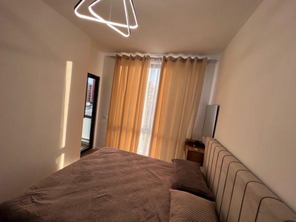 Tirane, jepet me qera apartament 1+1 Kati 3, 70 m² 500 € (bulevardi i ri)