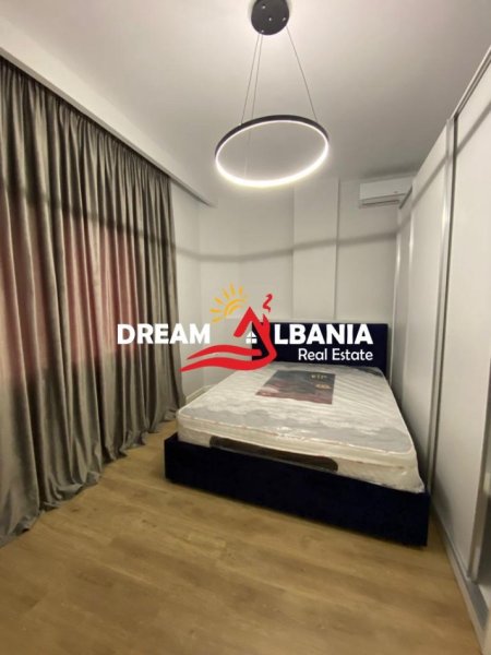 Tirane, jepet me qera apartament 1+1 Kati 1, 60 m² 500 € (ne zonen e 21 Dhjetorit prane konvikteve te Inxhinierise se Ndertimit)