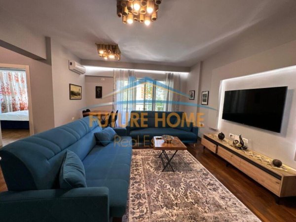 Tirane, shitet apartament 2+1 Kati 1, 94 m² 185.000 € (Kopshti Zoologjik)