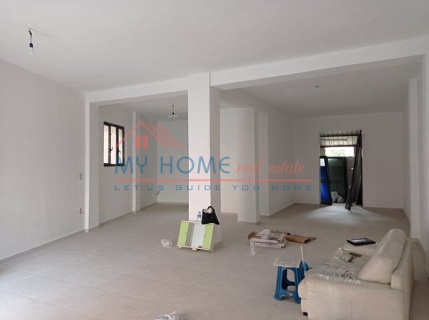 Tirane, jepet me qera ambjent biznesi Kati 0, 105 m² 800 € (Shkolla Partizani)