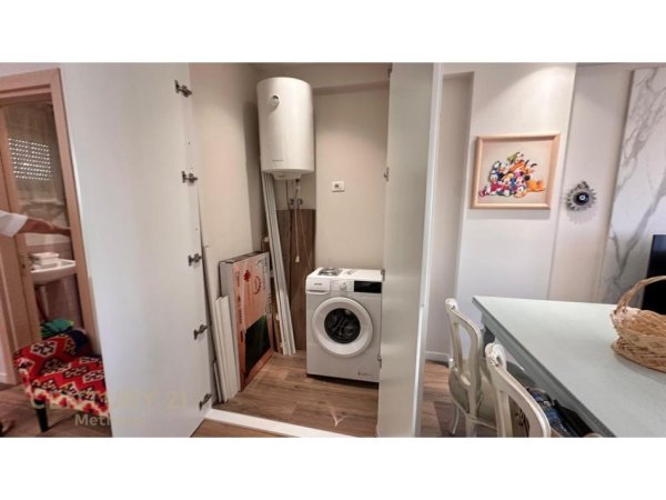Tirane, jepet me qera apartament 2+1 Kati 1, 130 m² 850 € (KODRA E DIELLIT 2)