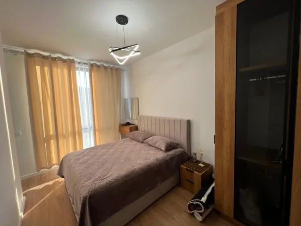 Tirane, jepet me qera apartament 1+1 Kati 3, 56 m² 500 € (Bulevardi i ri)