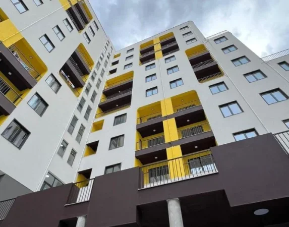 Tirane, shitet apartament 1+1+Ballkon , 72 m² 110.000 € 