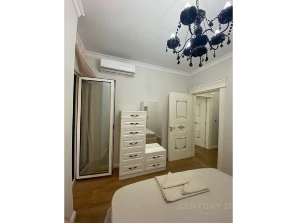 Tirane, jepet me qera apartament 2+1 Kati 3, 100 m² 800 € (Don Bosko prane &quot;Fiori di Bosko&quot;)
