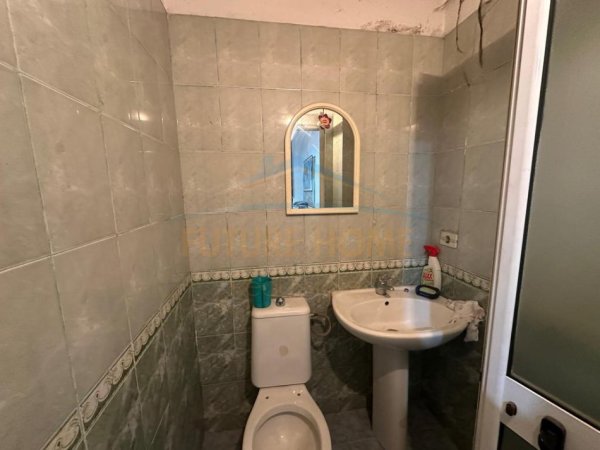 Tirane, shitet ambjent biznesi Kati 0, 19 m² (Myslym Shyri , Tiranë)
