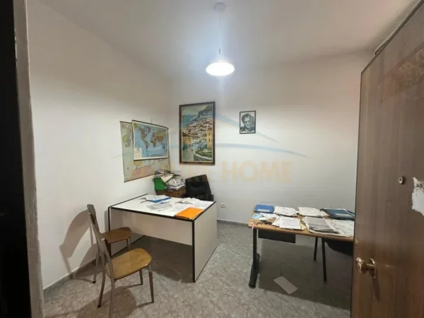 Tirane, shitet ambjent biznesi Kati 0, 19 m² (Myslym Shyri , Tiranë)