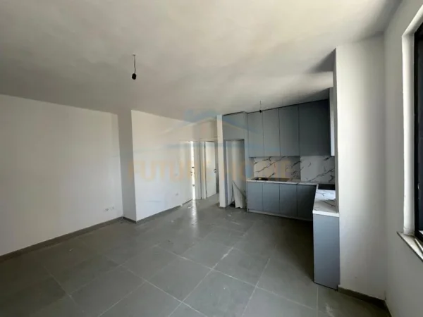 Tirane, shitet apartament 1+1 Kati 7, 69 m² 103.320 € (Unaza e Re, Tiranë, rruga Loni Ligori)
