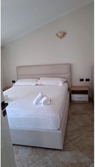 Tirane, jepet me qera apartament 1+1 Kati 4, 61 m² 500 € (* JEPET ME QERA SUPER APARTAMENT 1+1 PRANË GJIMNAZIT BESNIK SYKJA NE VASIL SHANTO)