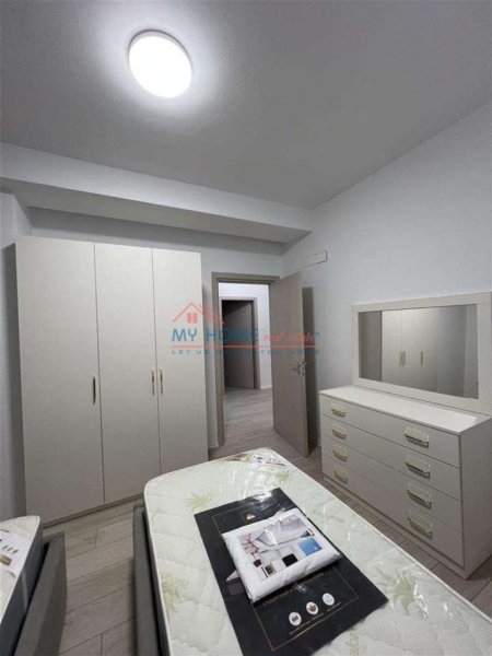 Tirane, jepet me qera apartament 2+1+Ballkon Kati 9, 100 m² 600 € (Urnaza e re)