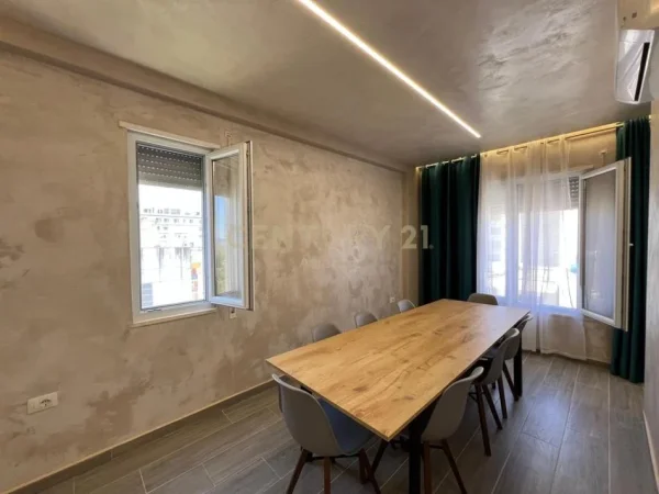 Durres, shitet apartament Kati 5, 155 m² 280.000 € 