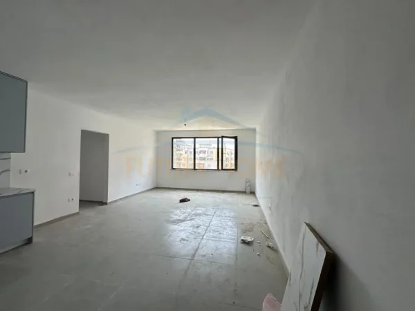Tirane, shitet apartament 2+1 Kati 7, 105 m² 157.920 € (Unaza e Re, Tiranë, rruga Loni Ligori)