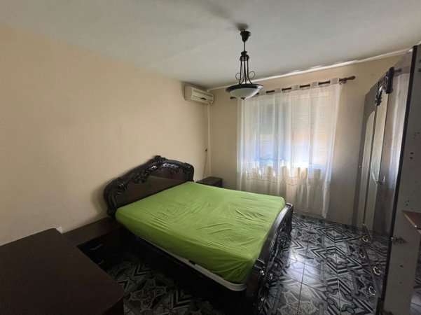 Tirane, jepet me qera apartament 1+1 Kati 3, 60 m² 410 € (Rruga&#039;&#039;Kavajes&quot;)