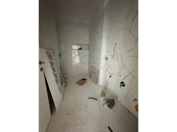 Tirane, shitet apartament 2+1+Ballkon Kati 3, 108 m² 183.260 € (Jordan Misja, Tiranë)