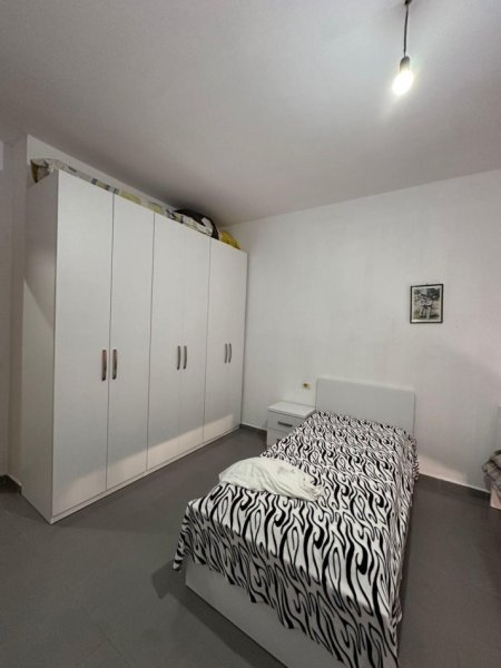 Tirane, shitet apartament 2+1 Kati 7, 129 m² 174.000 € (Prane Spitalit Amerikan 3)