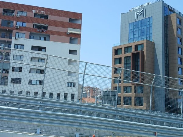 Shqiperi, jepet me qera apartament 2+1+Ballkon Kati 2, 113 m² 400 € (BUZE UNAZE)