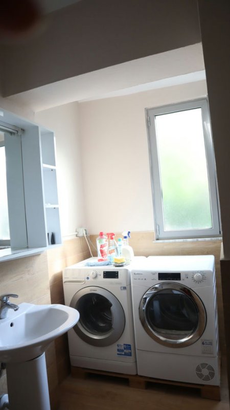 Tirane, jepet me qera apartament 2+1 Kati 2, 54 m² 520 € (Rruga &quot;Dibres&quot;)