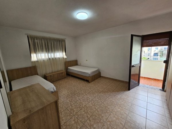 Tirane, jepet me qera apartament 1+1 Kati 4, 70 m² 550 € (sheshi willson)
