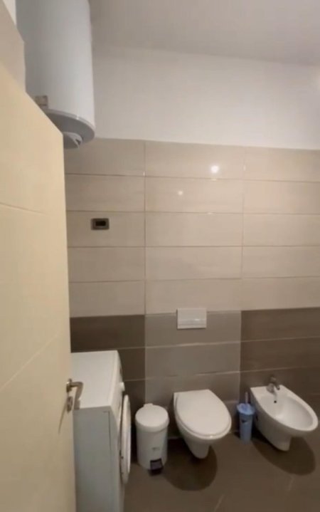 Tirane, jepet me qera apartament 2+1+Ballkon Kati 1, 110 m² 550 € (Kodra e Diellit)